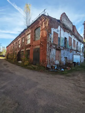 Производственное или складское здание.