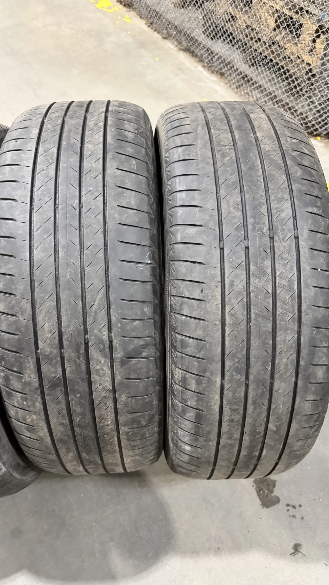 Шины Bridgestone 235/55r19 - миниатюра 2
