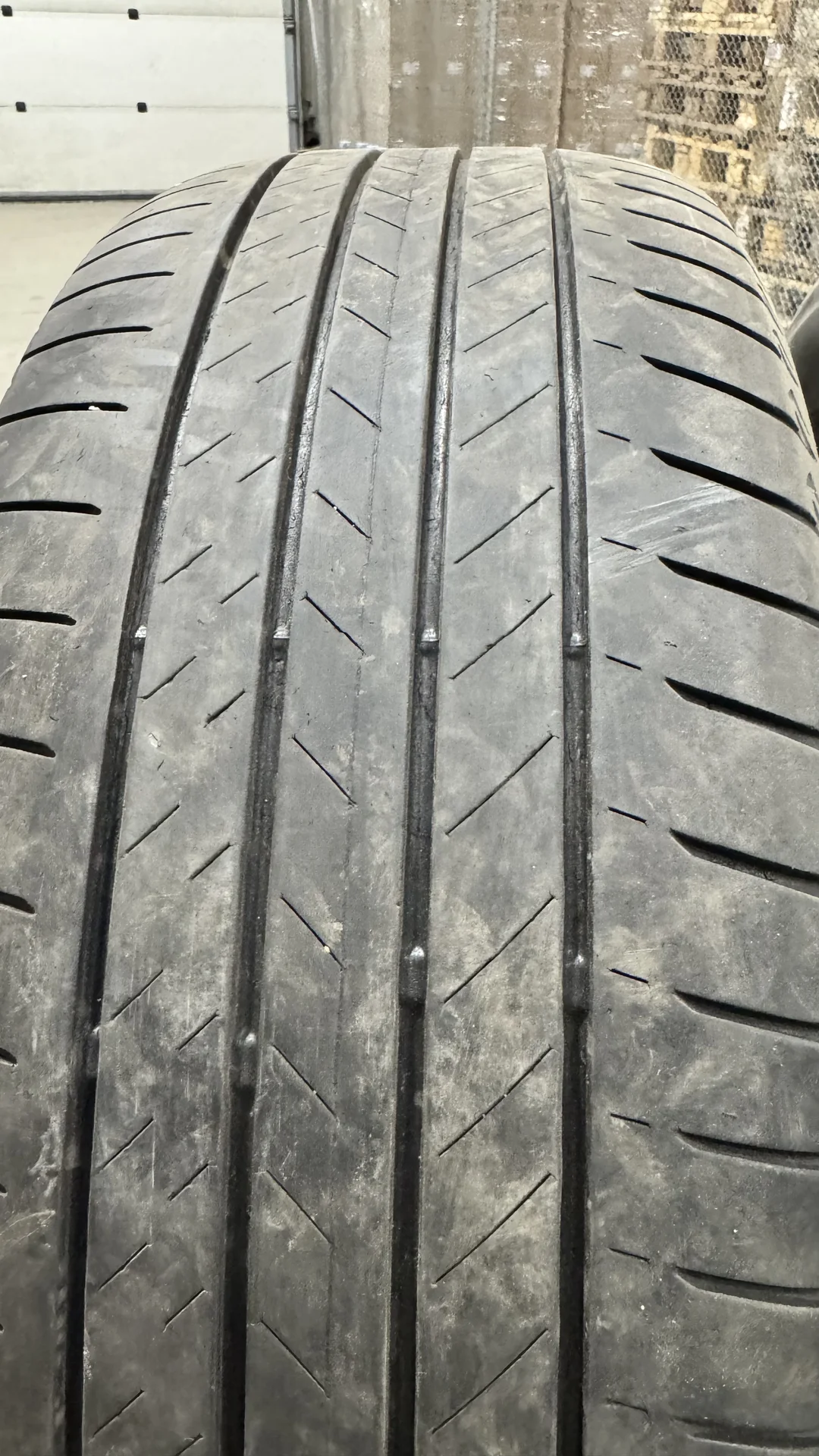 Шины Bridgestone 235/55r19 - миниатюра 5