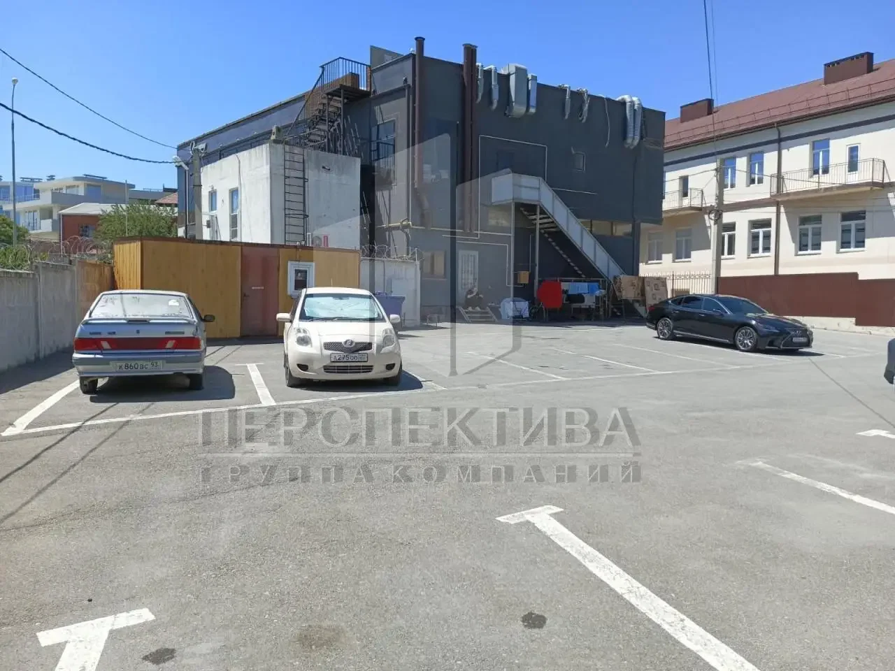 Здание 650 м2 - миниатюра 4