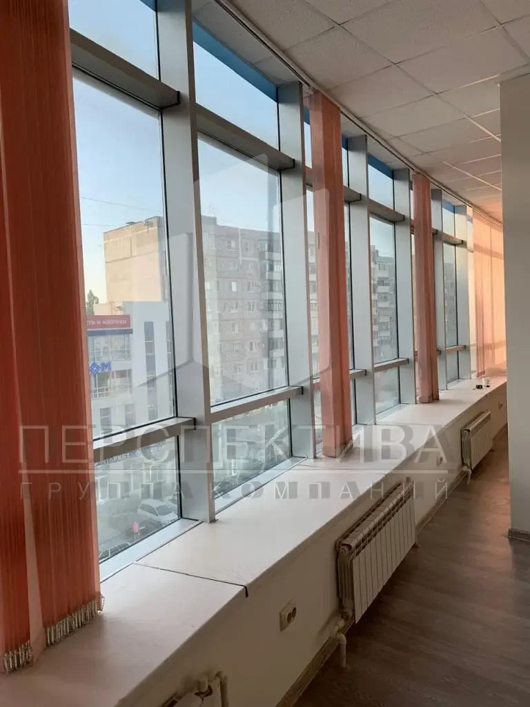 Офис 330 м.кв с арендатором - изображение 1