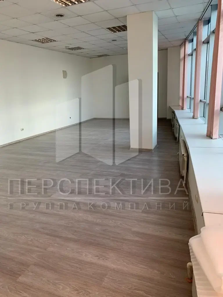 Офис 330 м.кв с арендатором - миниатюра 2
