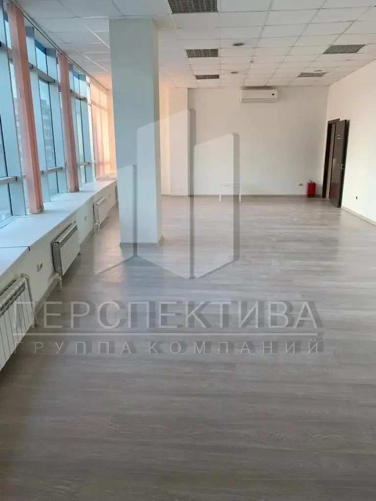 Офис 330 м.кв с арендатором - миниатюра 3
