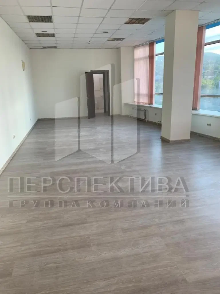 Офис 330 м.кв с арендатором - миниатюра 4