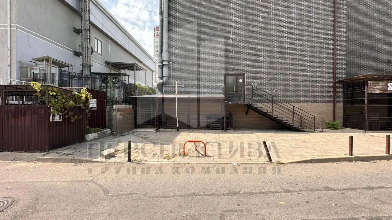 Продам 120,9 м2 - миниатюра 2