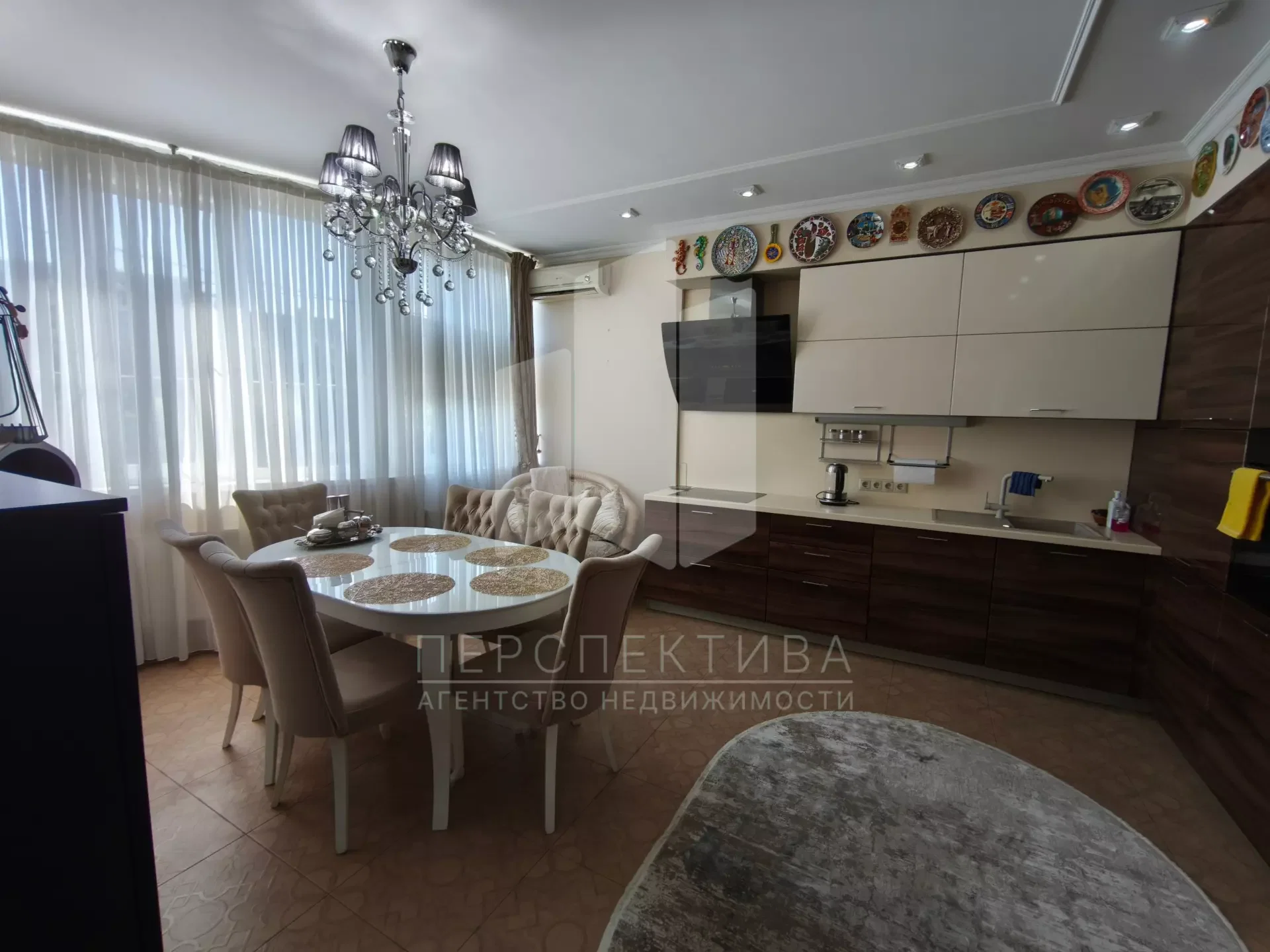 Продам 3-х комнатной квартиры ул. Ставропольская, 207/1, площадь 118,7квм. - миниатюра 14