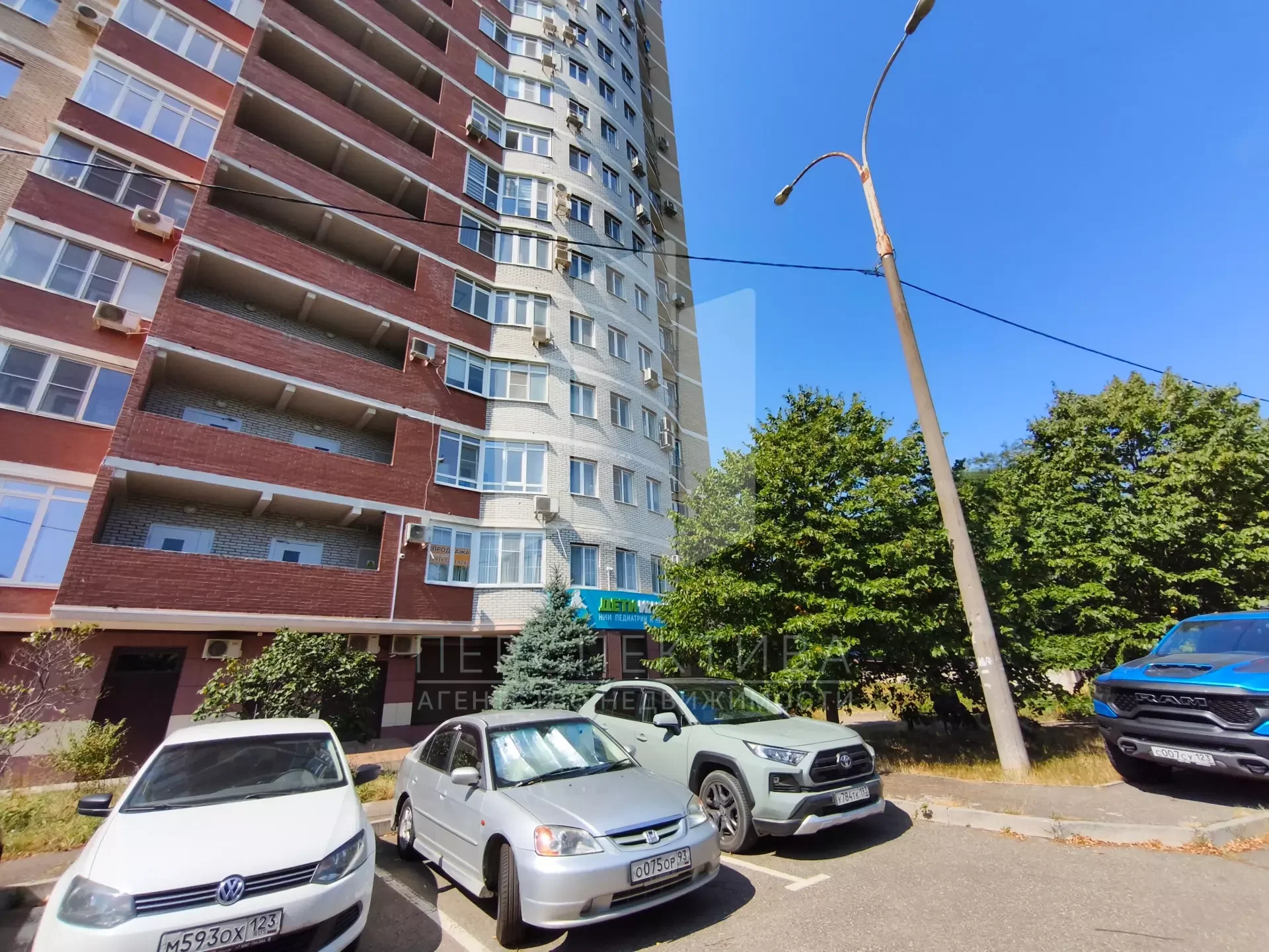 Продам 3-х комнатной квартиры ул. Ставропольская, 207/1, площадь 118,7квм. - изображение 1