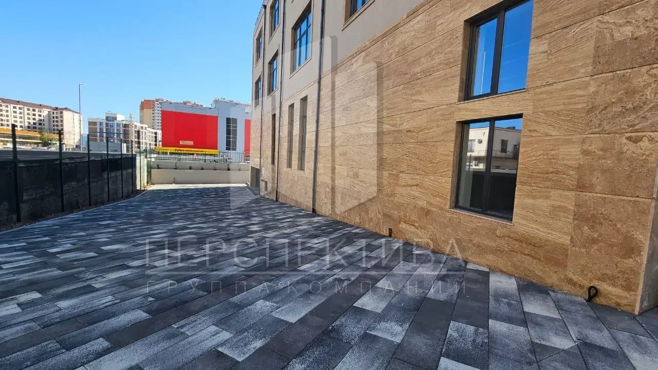 Коммерческое здание 1643 м² в Новороссийске - миниатюра 5