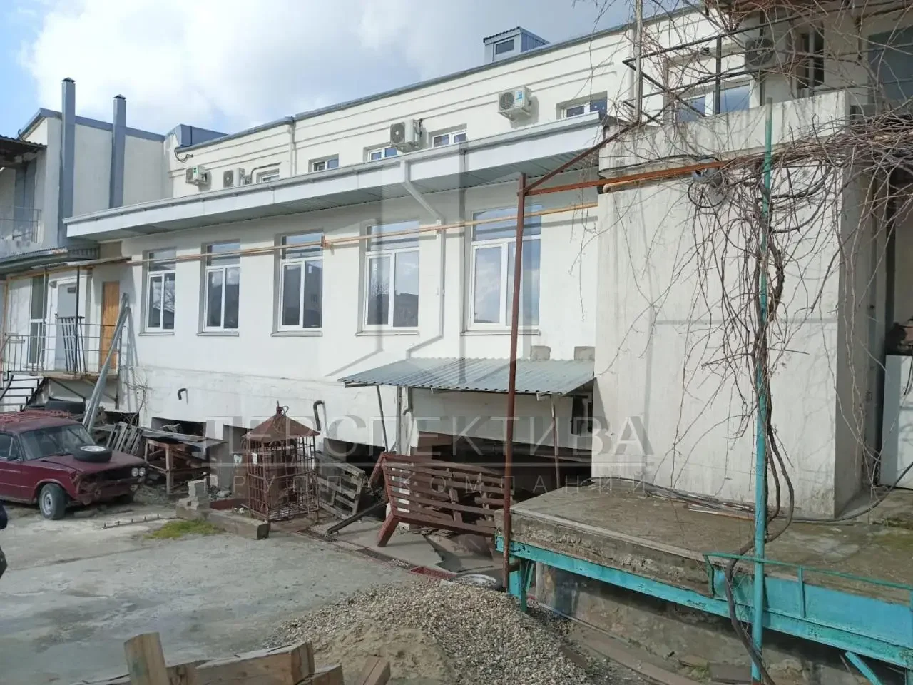 Здание 2 000 м2 - миниатюра 9