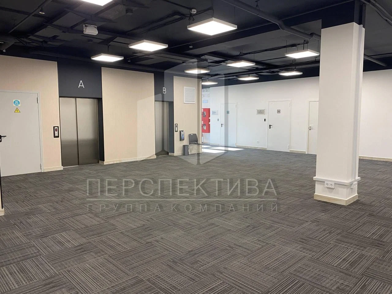 Офис в современном бизнес-центре - миниатюра 6