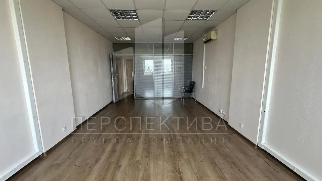 Коммерческое здание 2 038 м2 - миниатюра 12