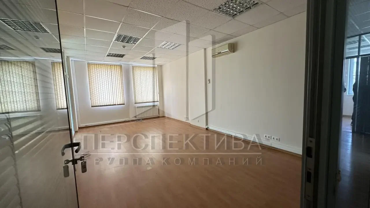 Коммерческое здание 2 038 м2 - миниатюра 16