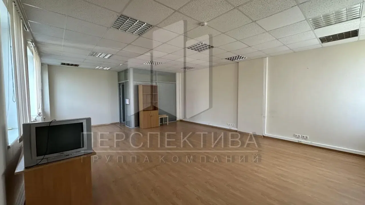 Коммерческое здание 2 038 м2 - миниатюра 17