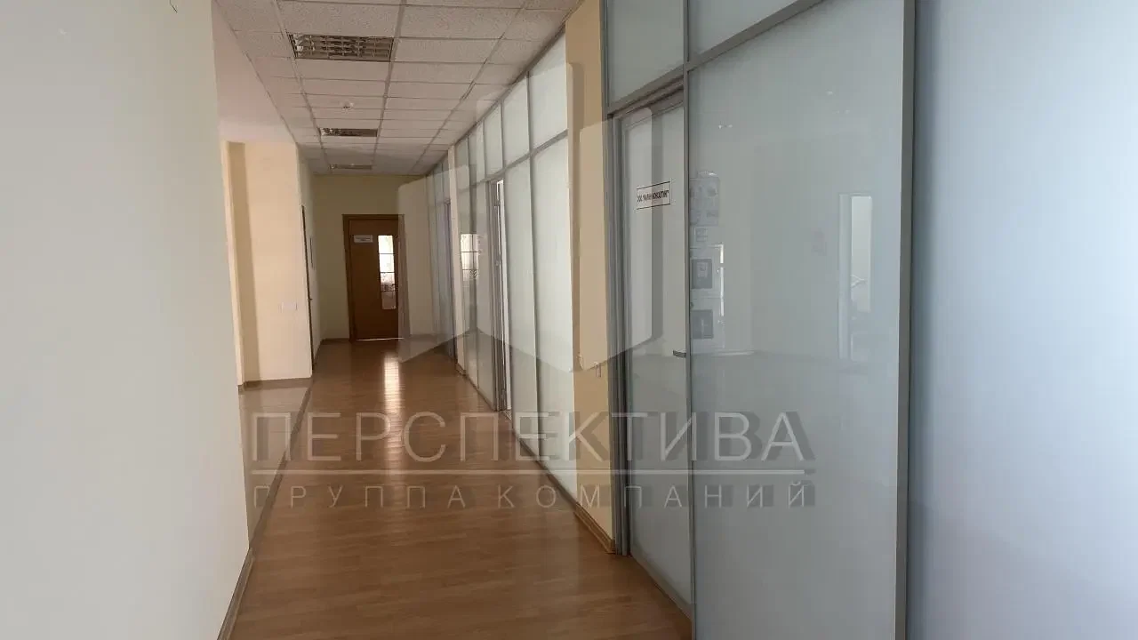 Коммерческое здание 2 038 м2 - миниатюра 5