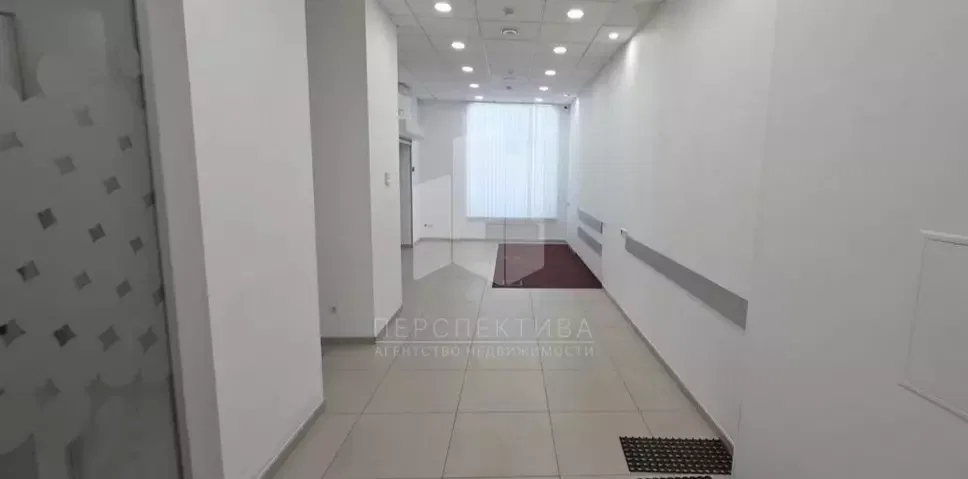 Сдам 79 м2 в самом центре города - миниатюра 8