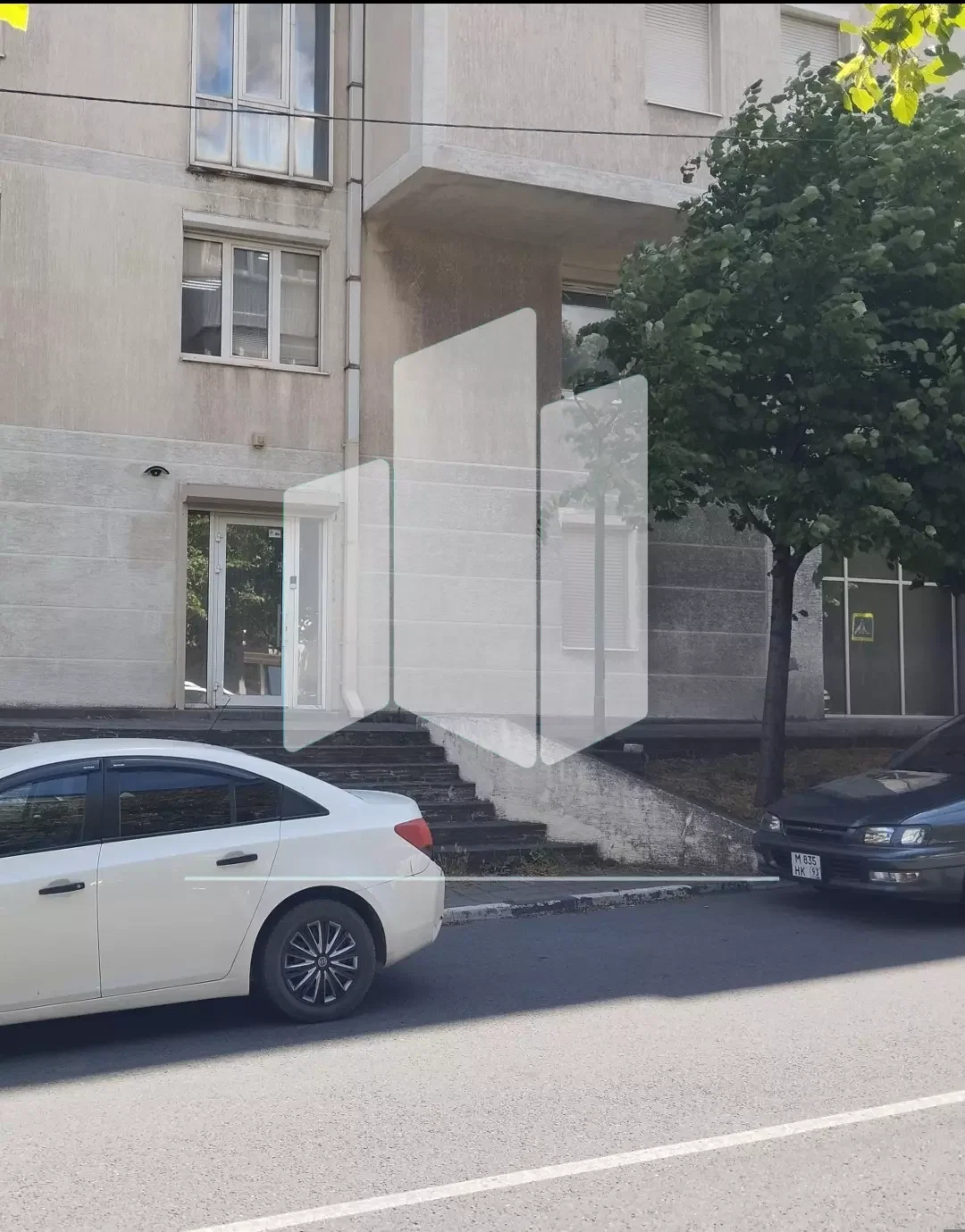 Офис 105кв в сердце города возле набережной