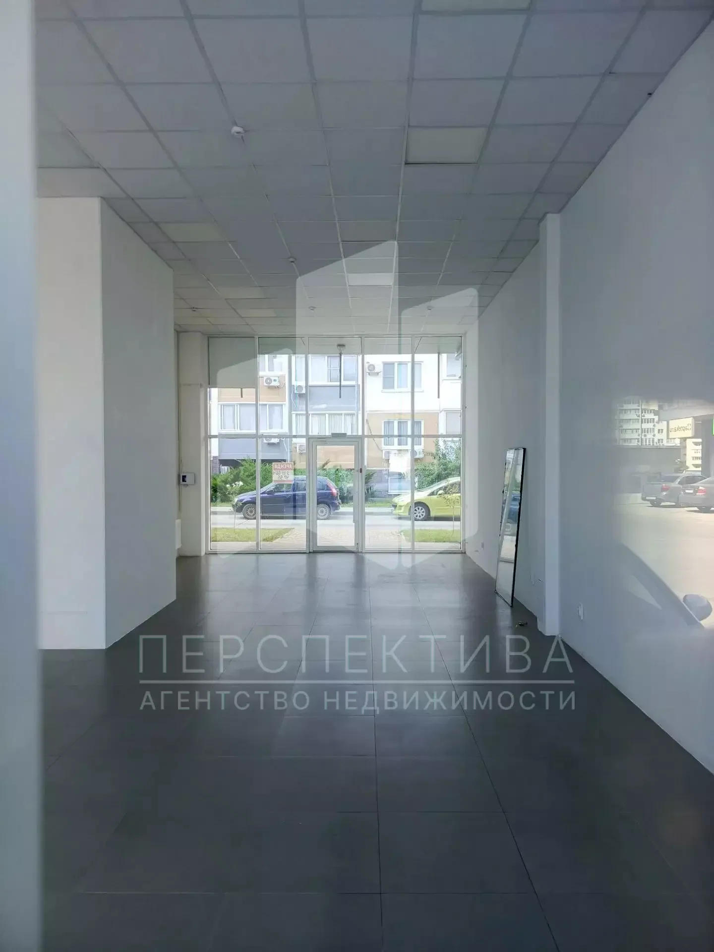 Аренда помещения в ТЦ - миниатюра 4