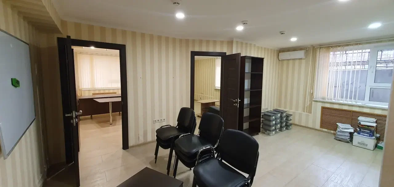 Продам 123 м2 с арендаторами - миниатюра 2
