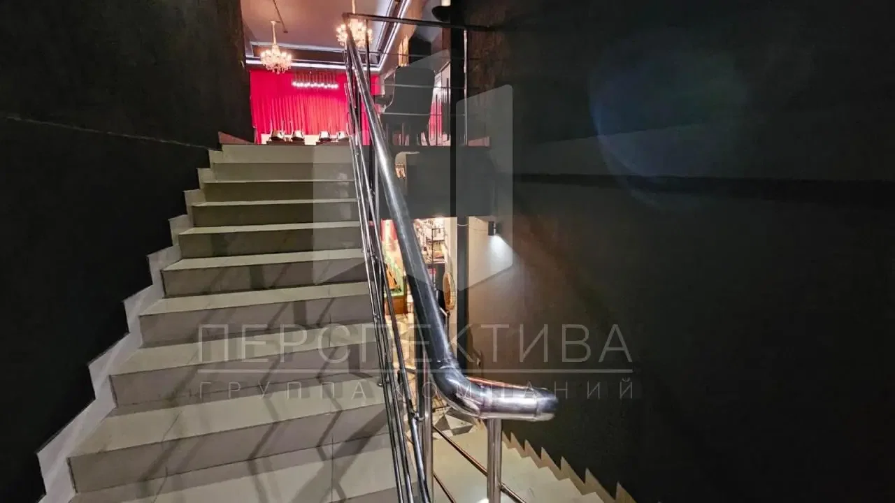 Сдам 255 м2 - миниатюра 4