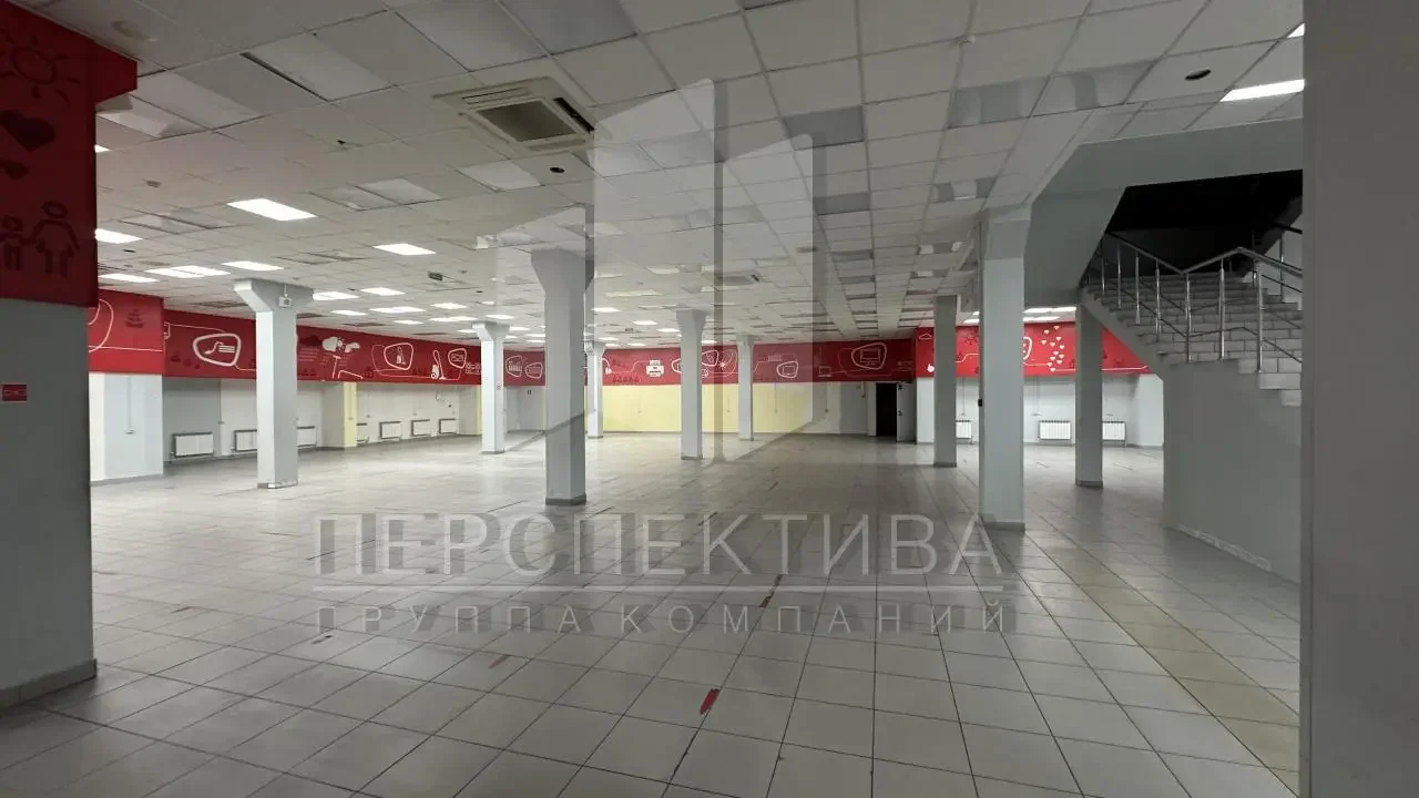 Торговая площадь 1 300 м2 - миниатюра 5