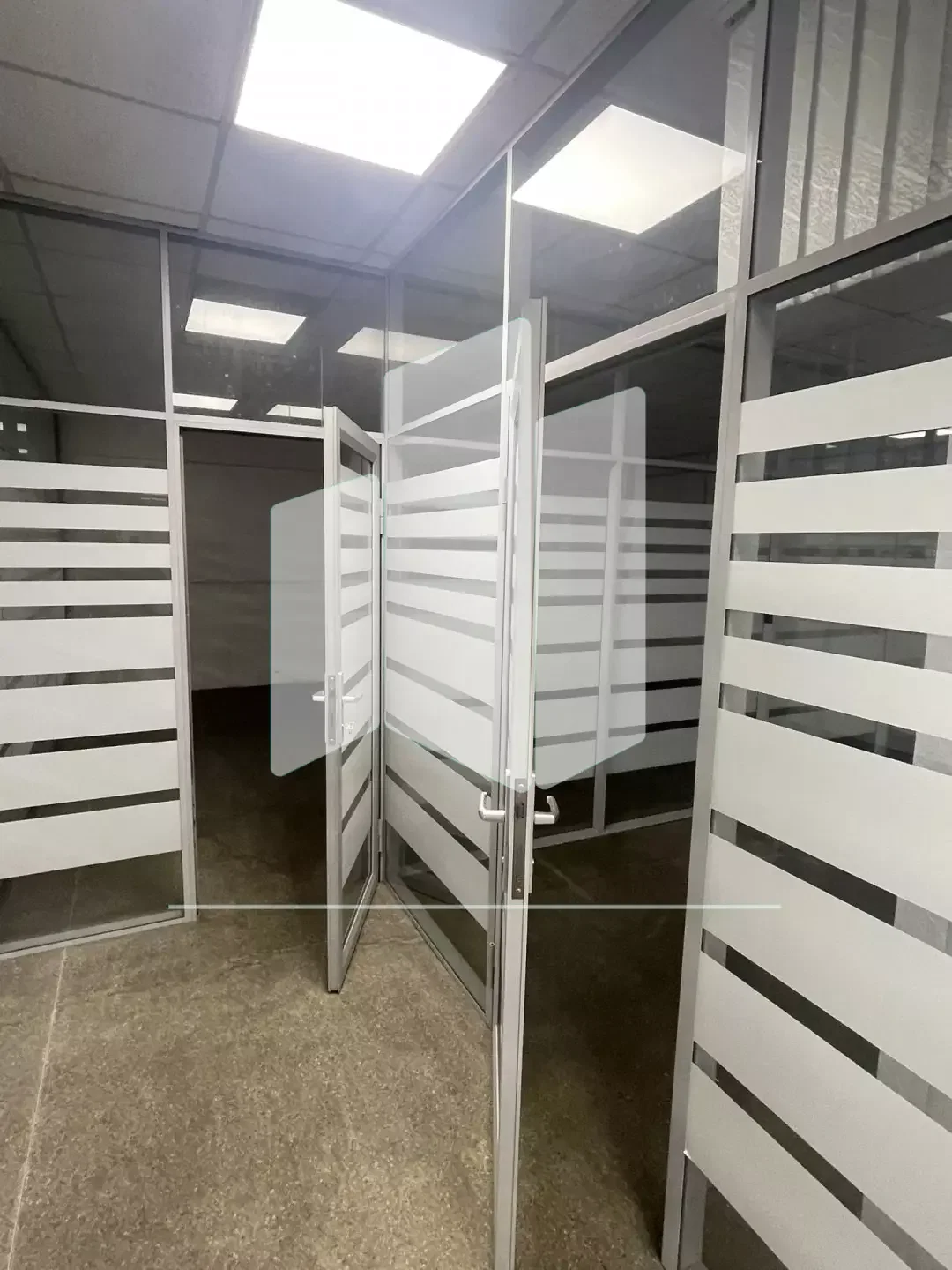 Продажа 2-х этажного здания 765,2м2 - миниатюра 16