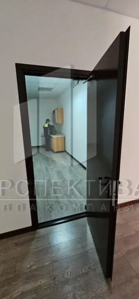 Сдам 275 м2, 2й этаж - миниатюра 9