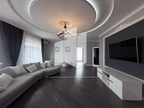 Аренда квартиры 140м2