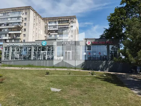 Сдам 78 м2 на первой линии