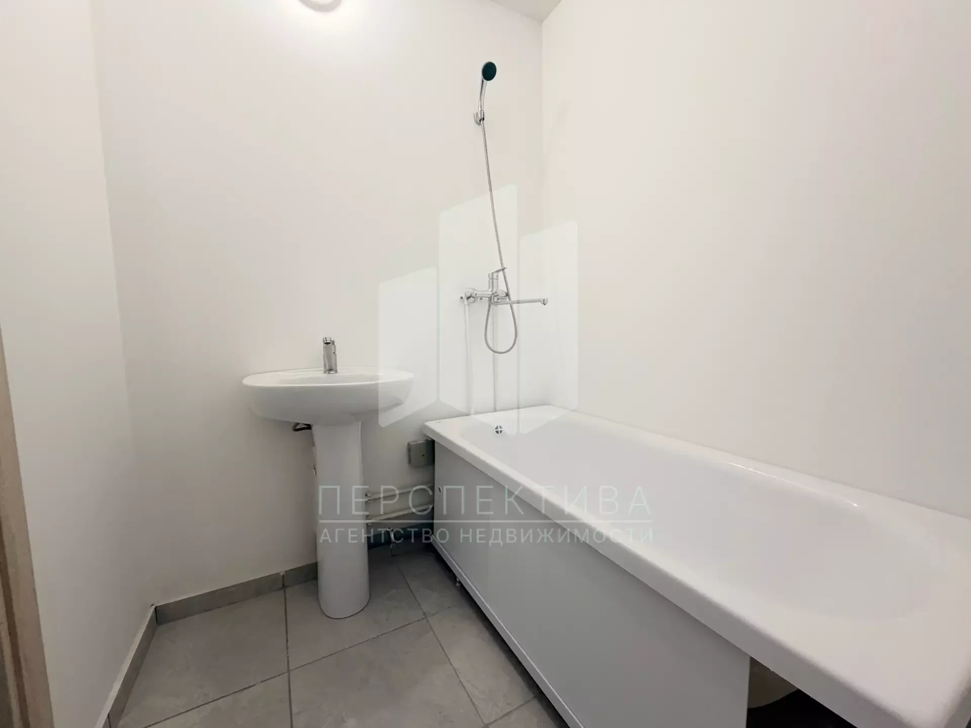 Продам квартиру 42,3 кв.м - миниатюра 9