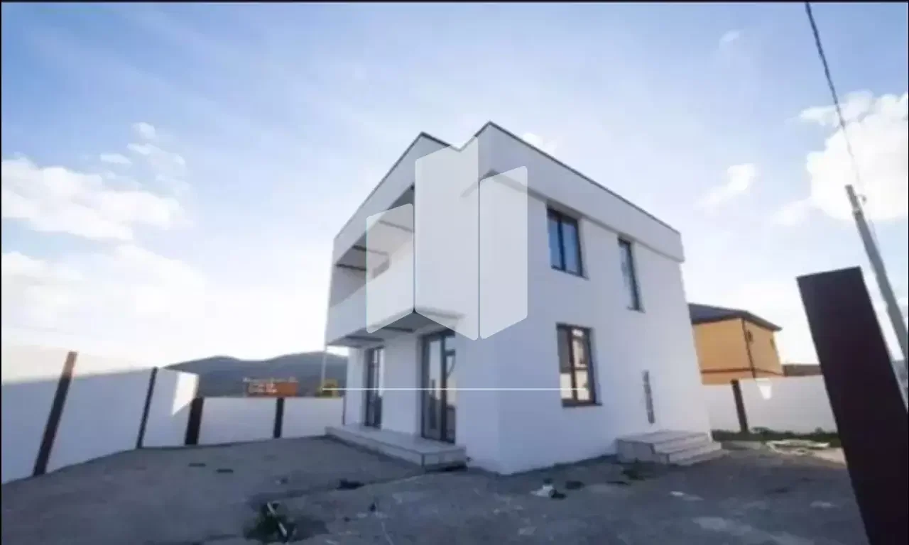 Срочная продажа! Двухэтажный дом 271 м² на 4 сотках в Южном районе Новороссийска