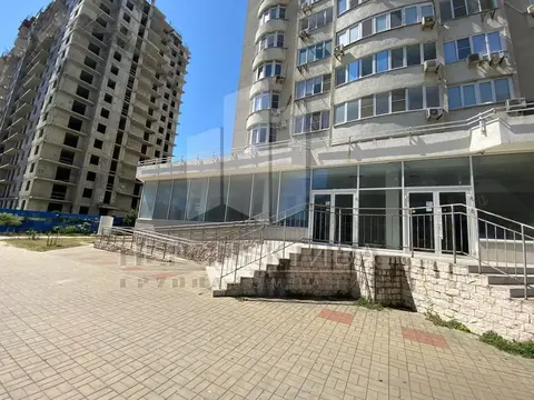 Сдам 190 м2 на первой линии