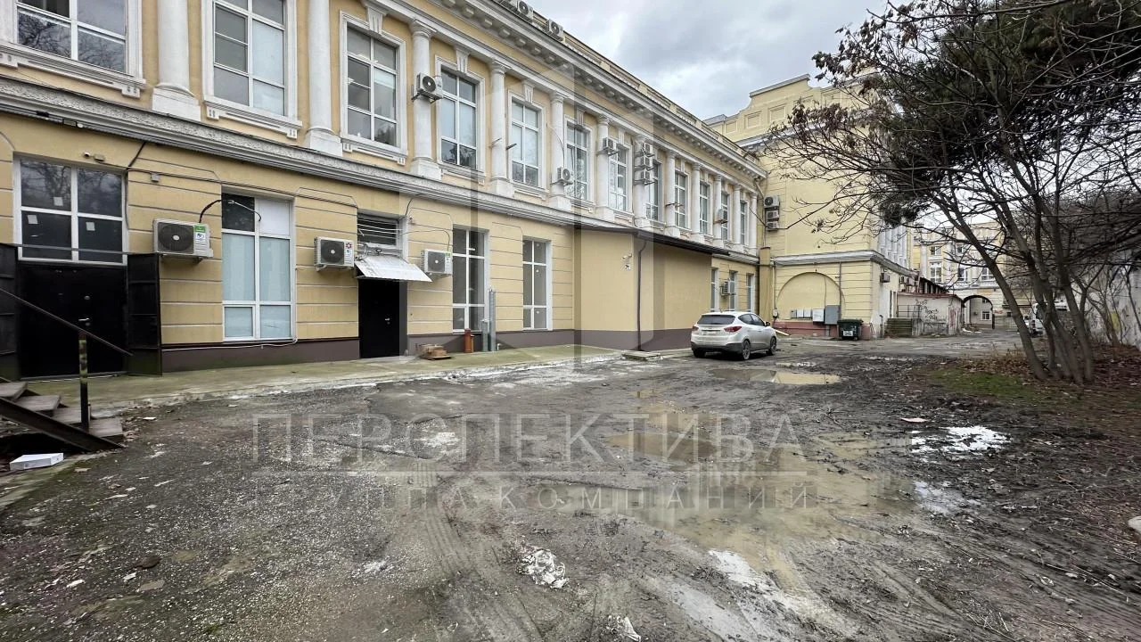 Торговая площадь 302 м2 - миниатюра 16