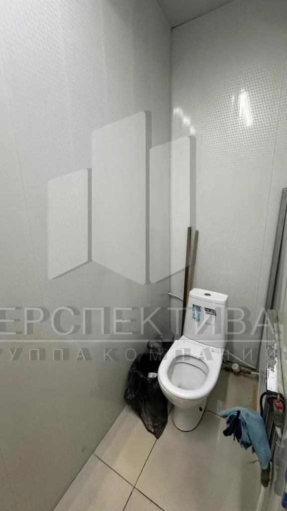 Торговая площадь 302 м2 - миниатюра 18