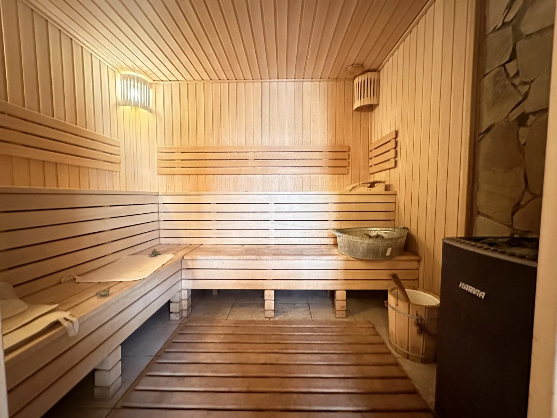 Дом, 360 м2, 3 этажа, 6 спален - миниатюра 14