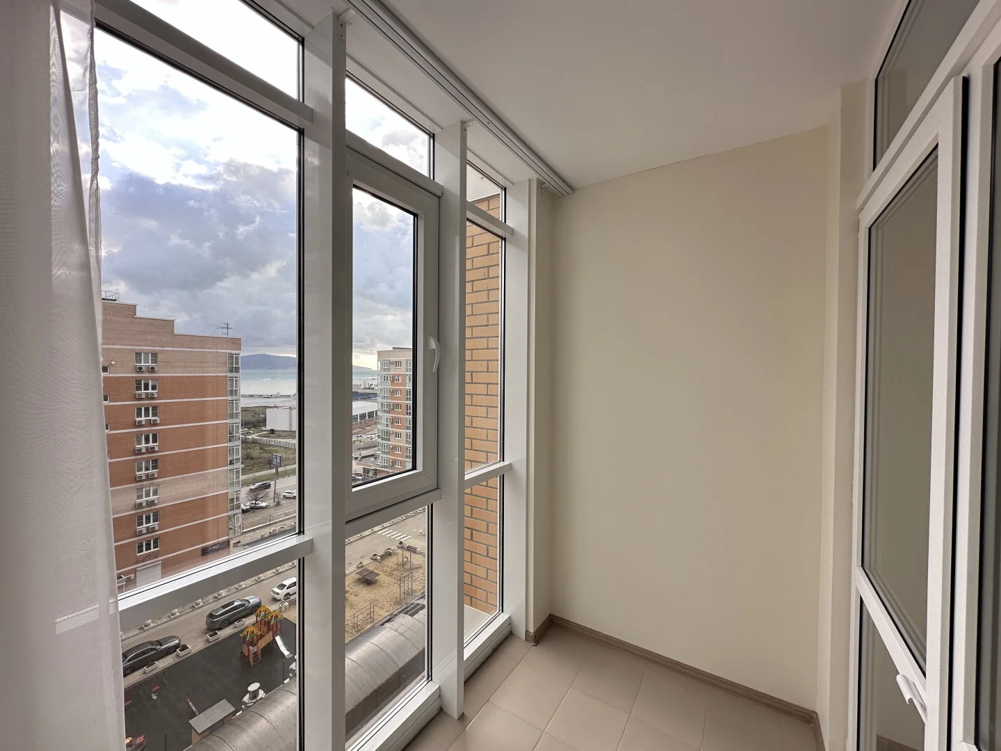 Квартира, 61 м2, 8/16 этаж - миниатюра 16
