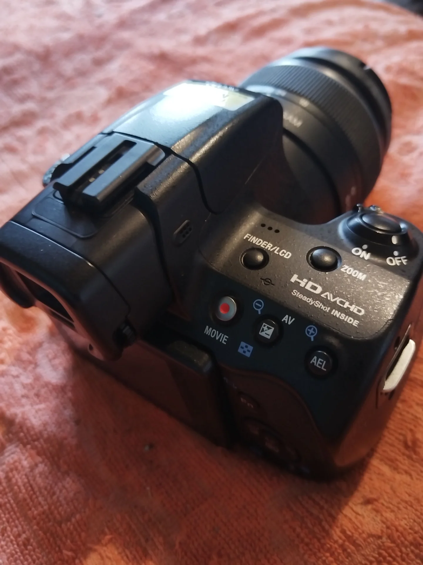 Soni SLT a 37 - изображение 1