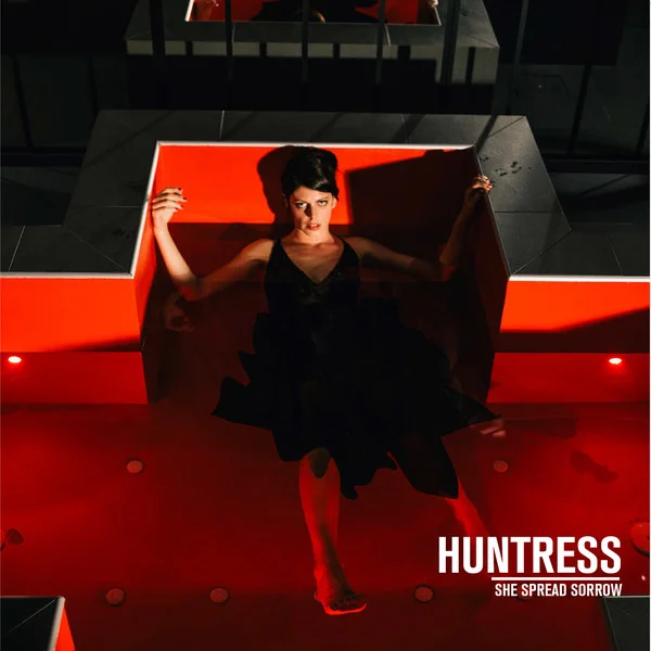 She Spread Sorrow – Huntress - изображение 1