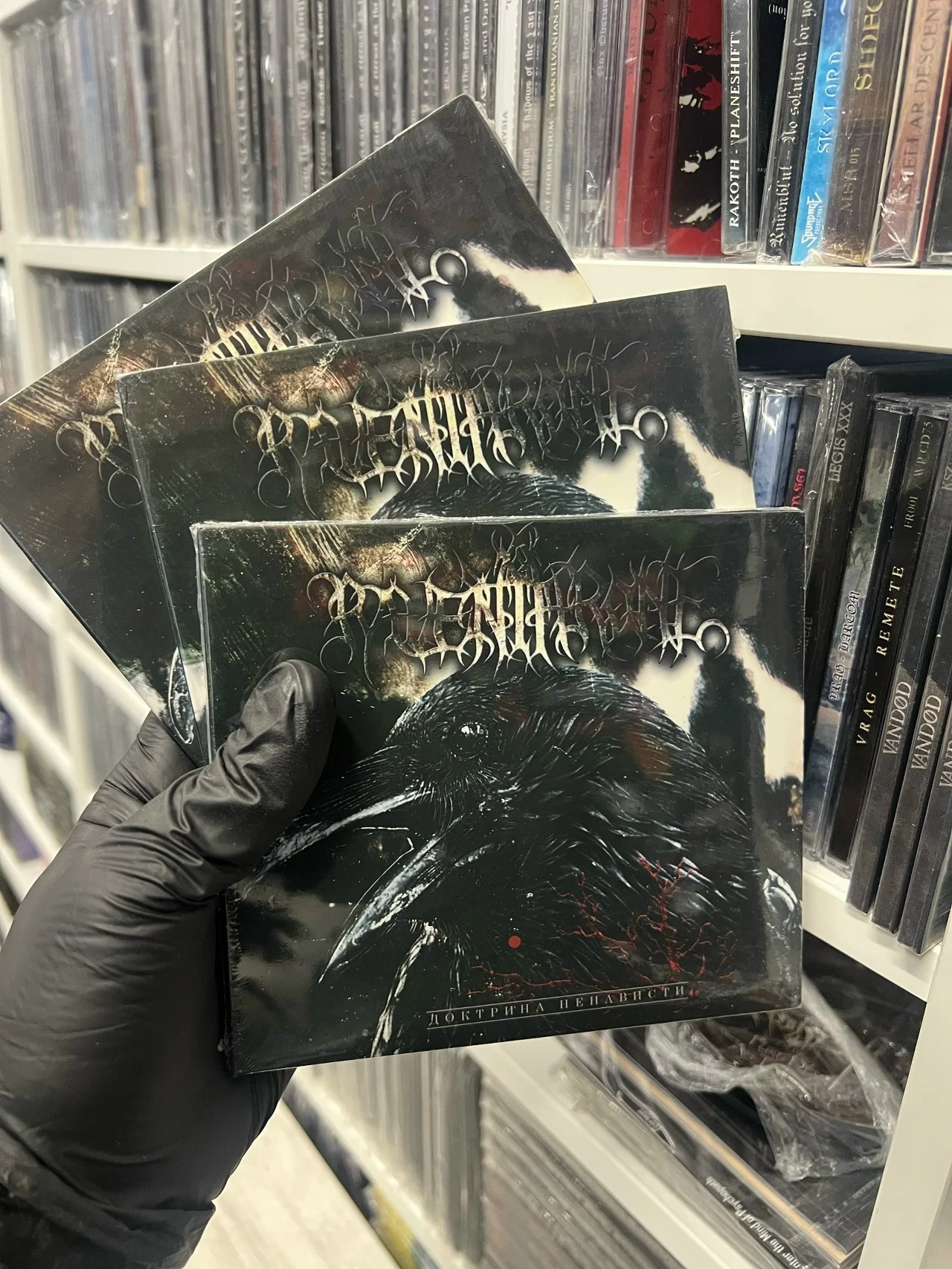 Raven Throne – Доктрина Ненависти CD digipak - изображение 1