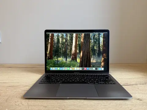 Apple MacBook Air 2020 RAM16/SSD512/Core i7