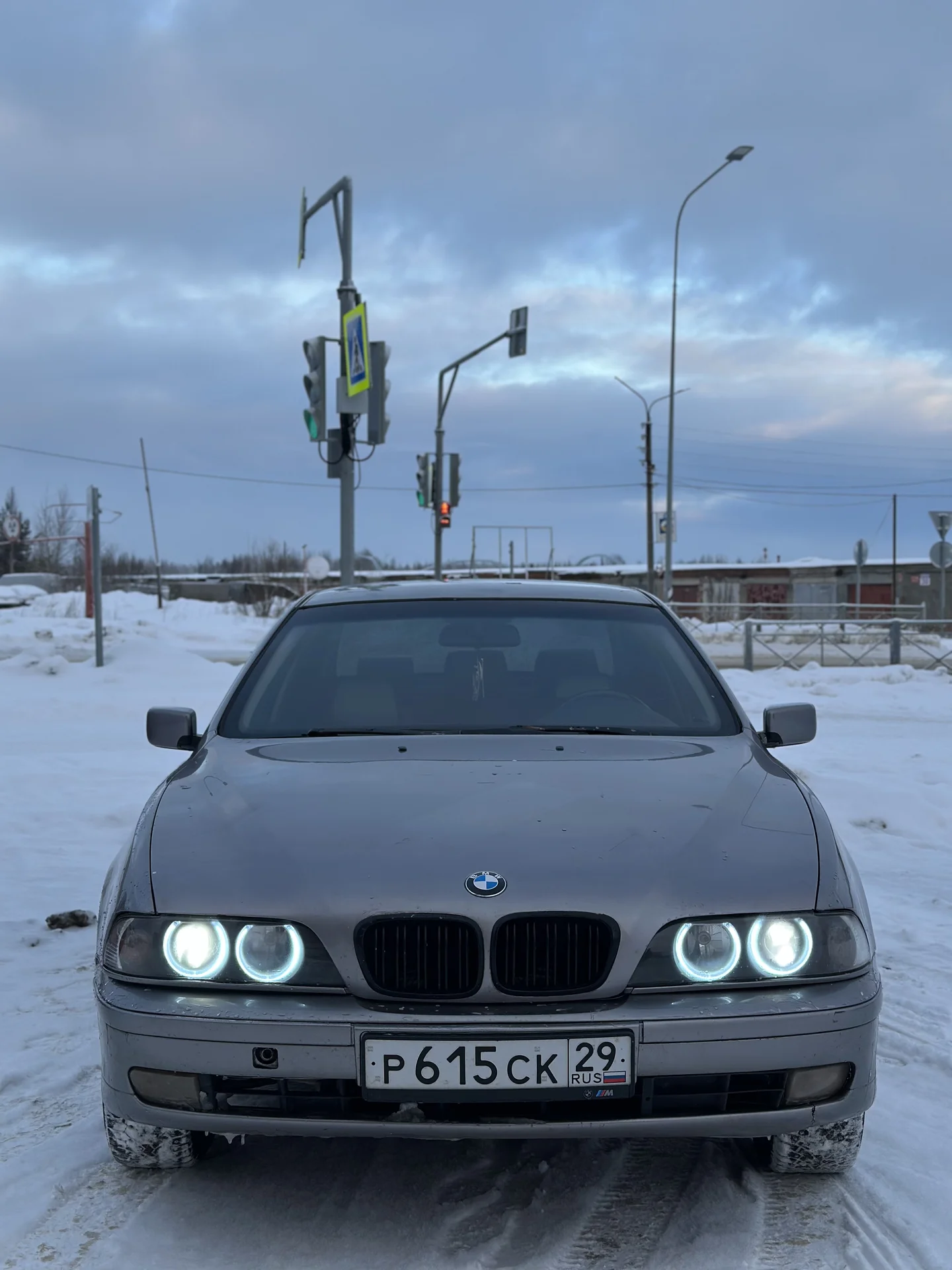 BMW E39 523i - миниатюра 2