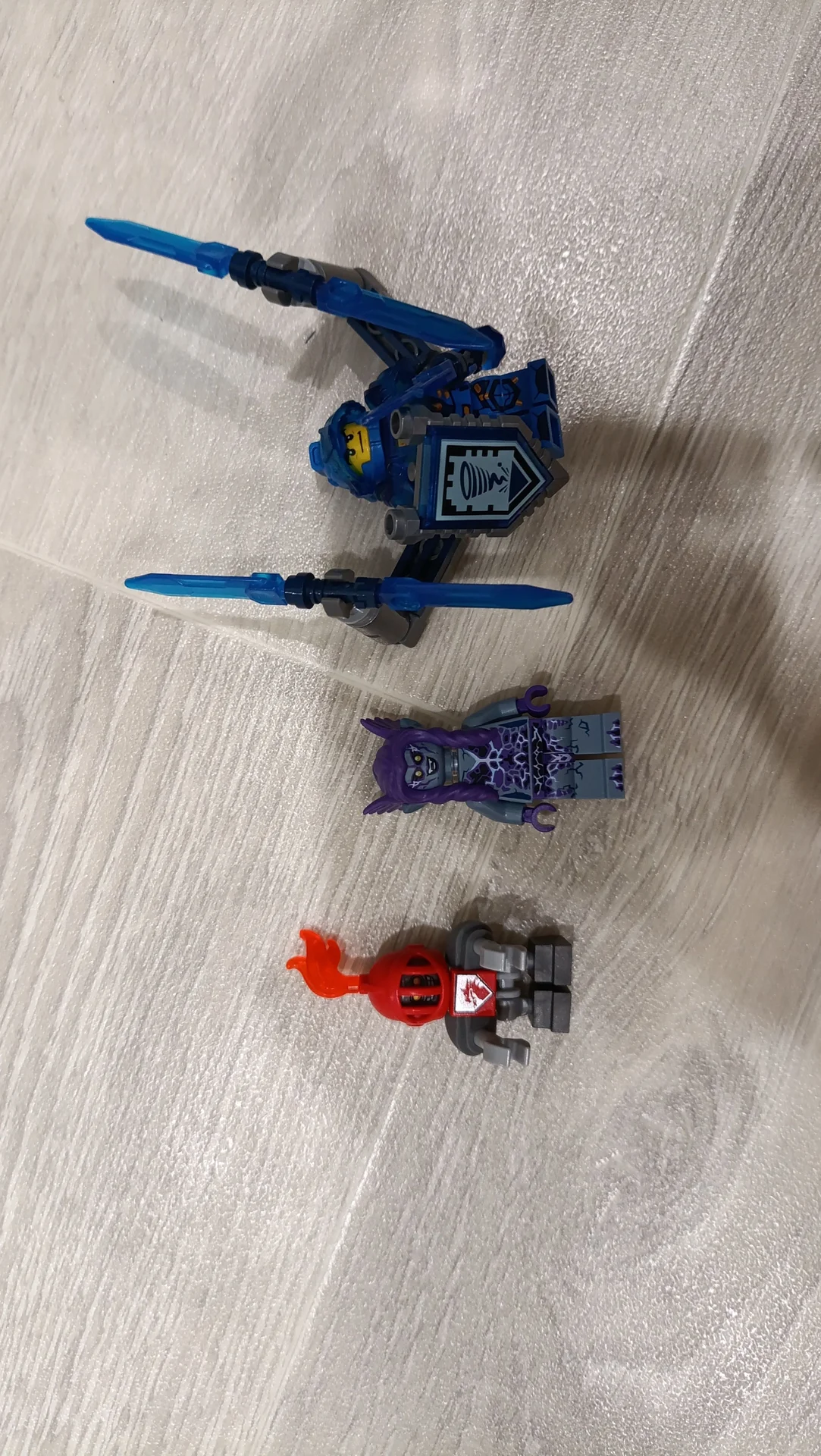 lego фигурки - миниатюра 6