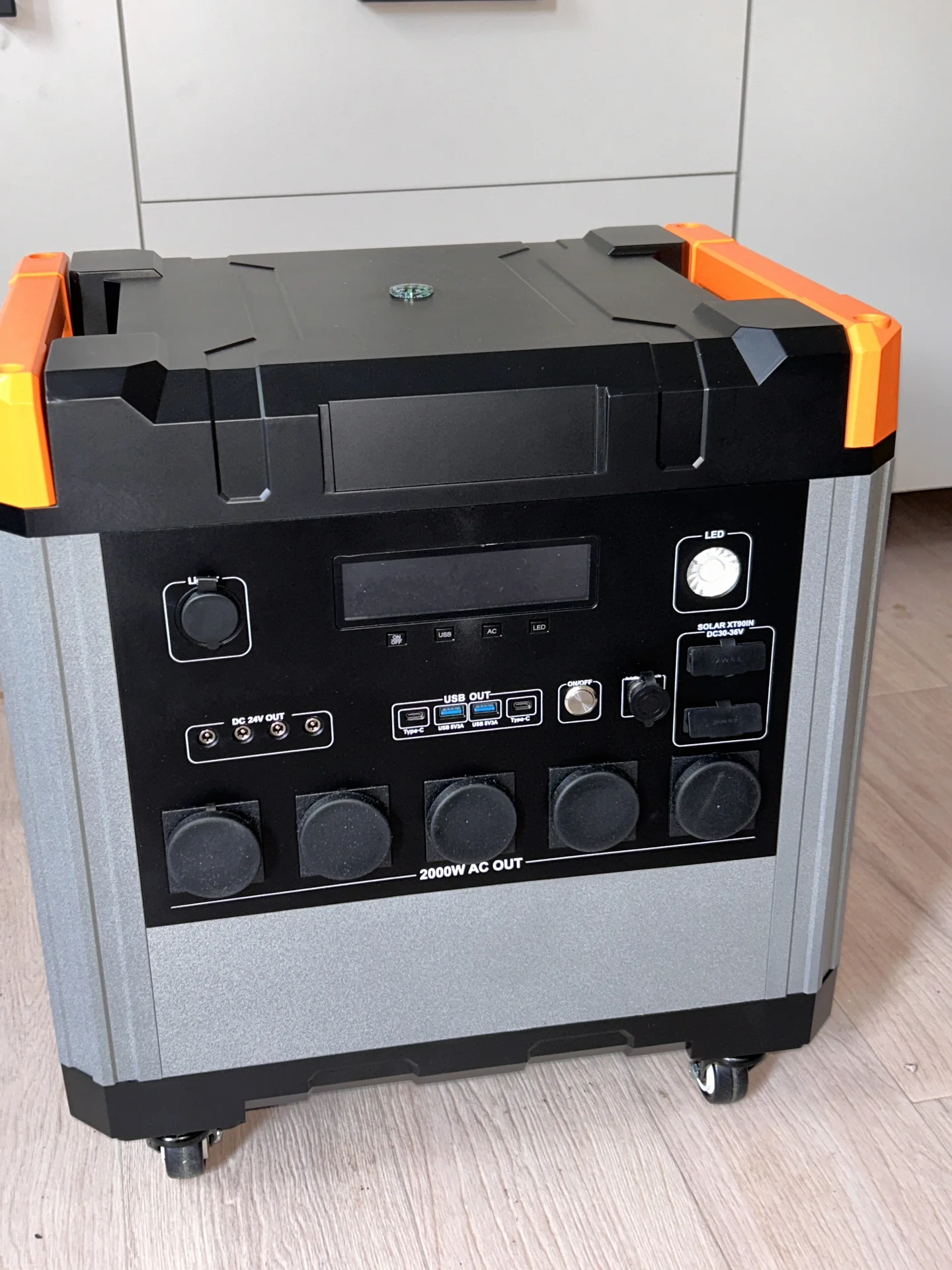 Портативная электростанция 2000w -2200w - миниатюра 4