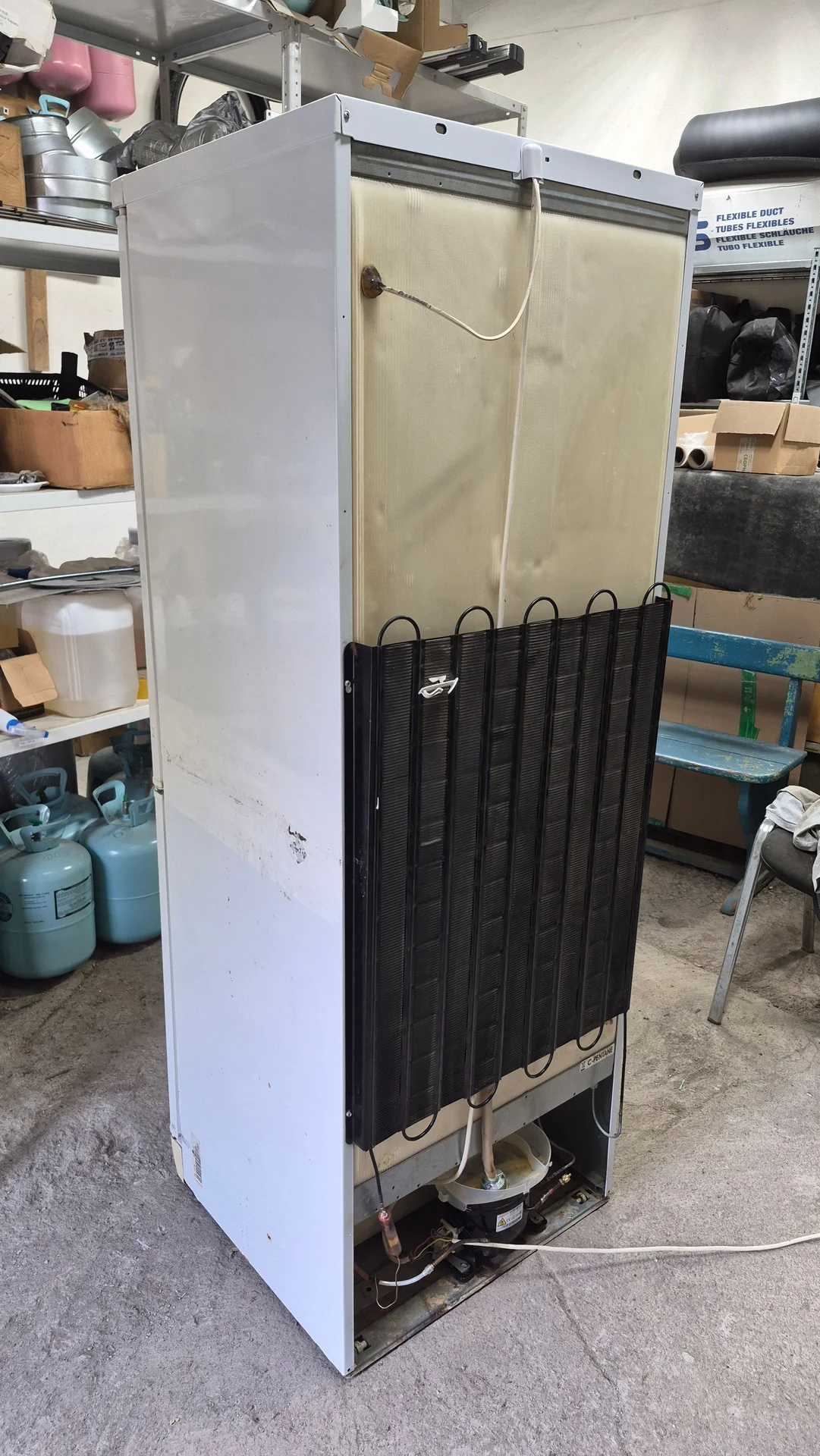 Холодильник indesit SB 200.027 - миниатюра 5