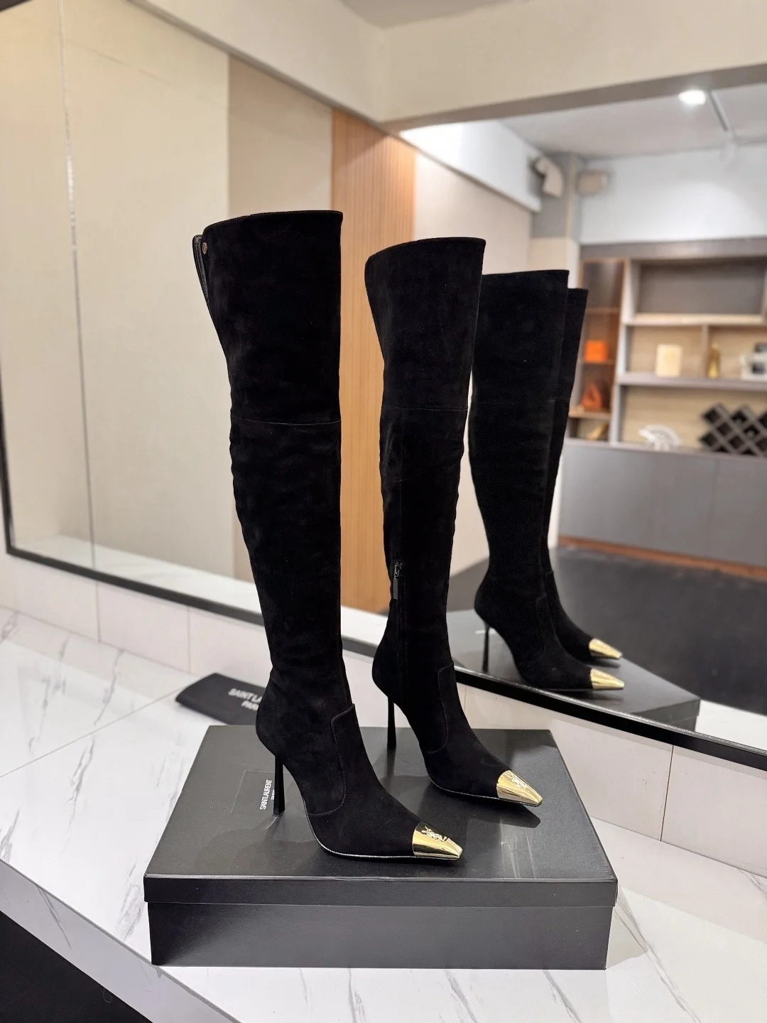 Сапоги Saint Laurent новинка - миниатюра 7