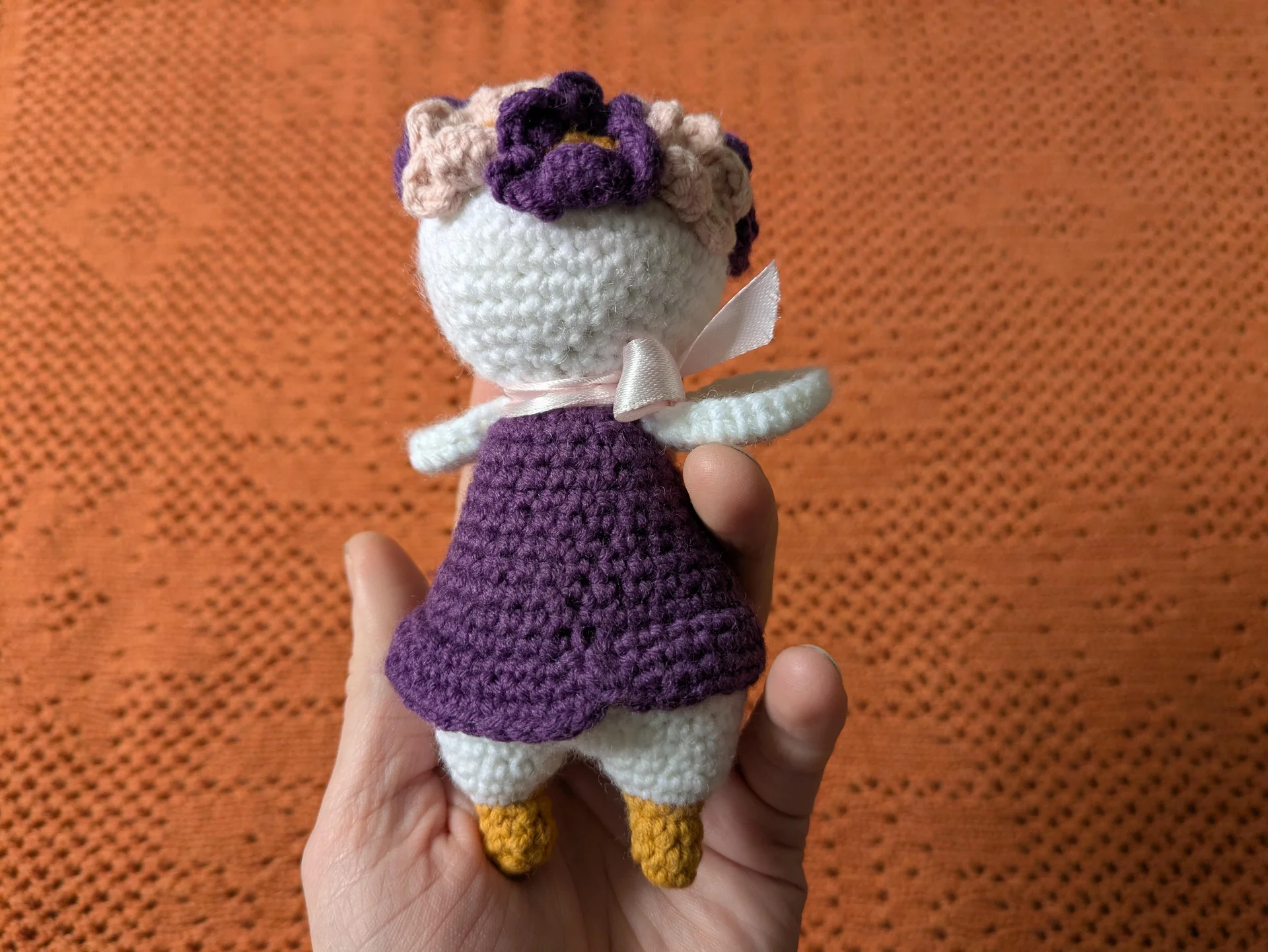 Игрушка Амигуруми Птичка в платье - миниатюра 3