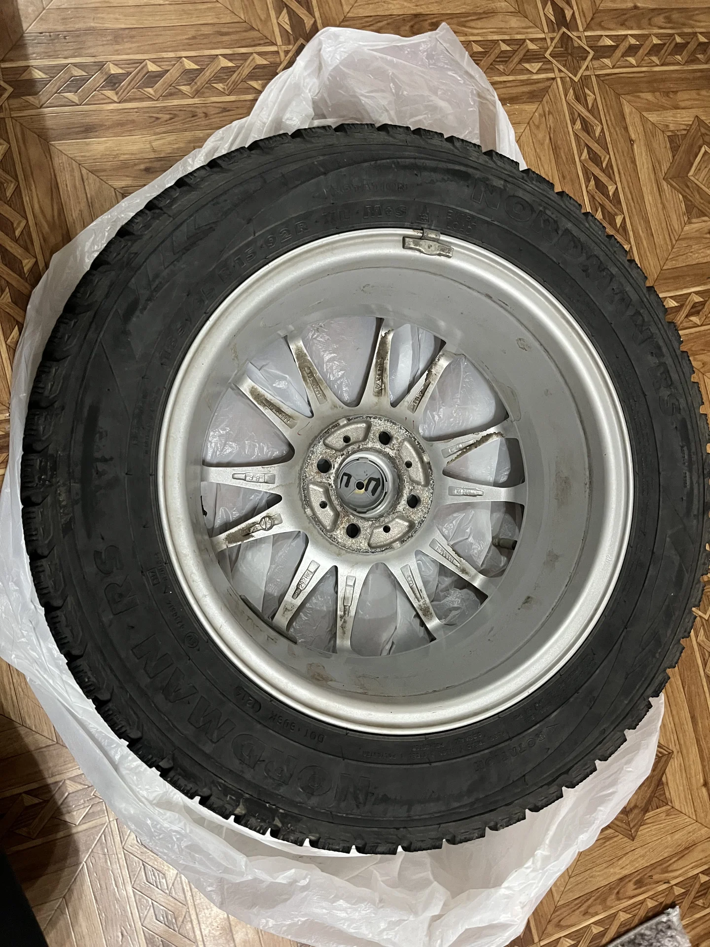 Диски с резиной ЗИМА r15, 4x100 - миниатюра 2