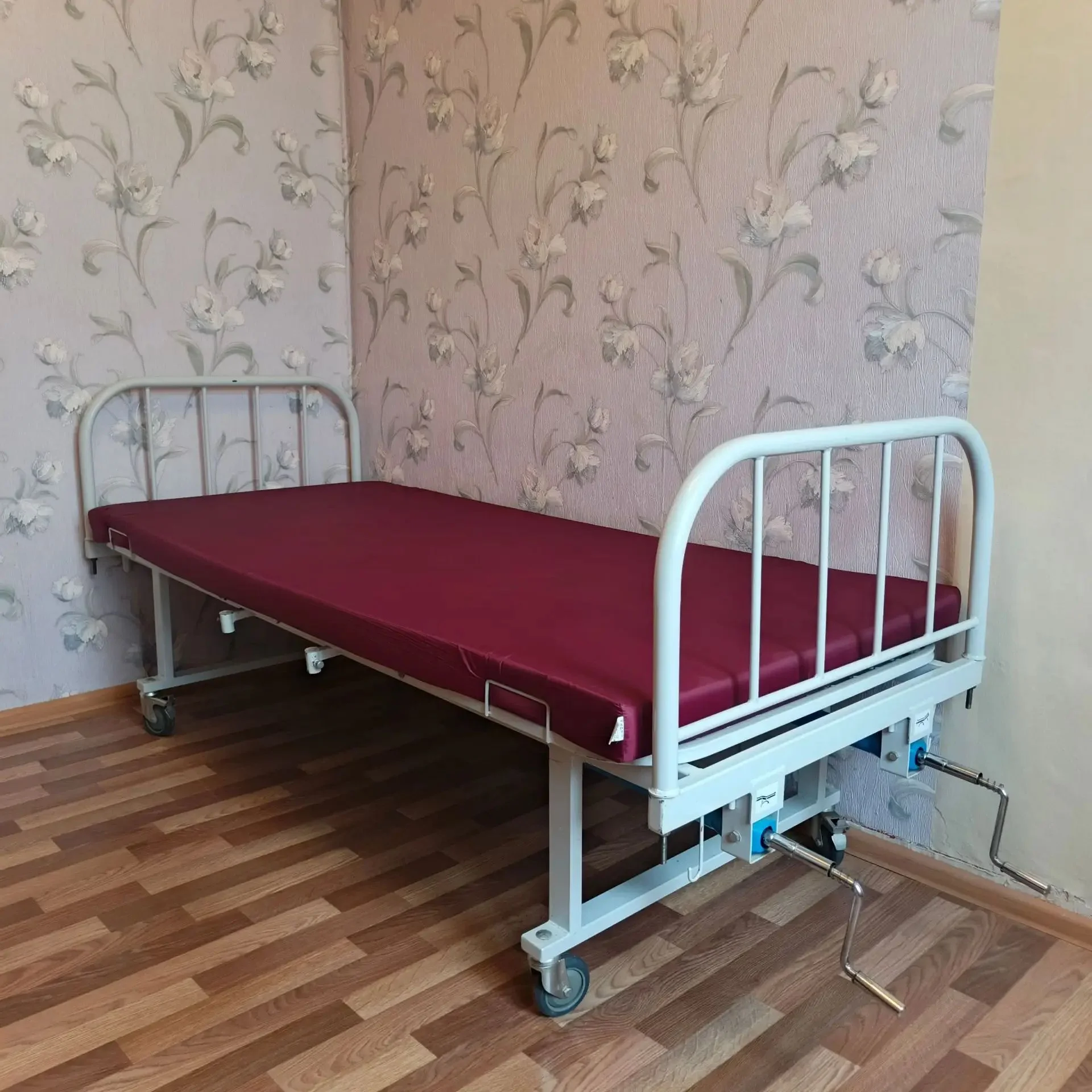 кровать медицинская бу - миниатюра 4