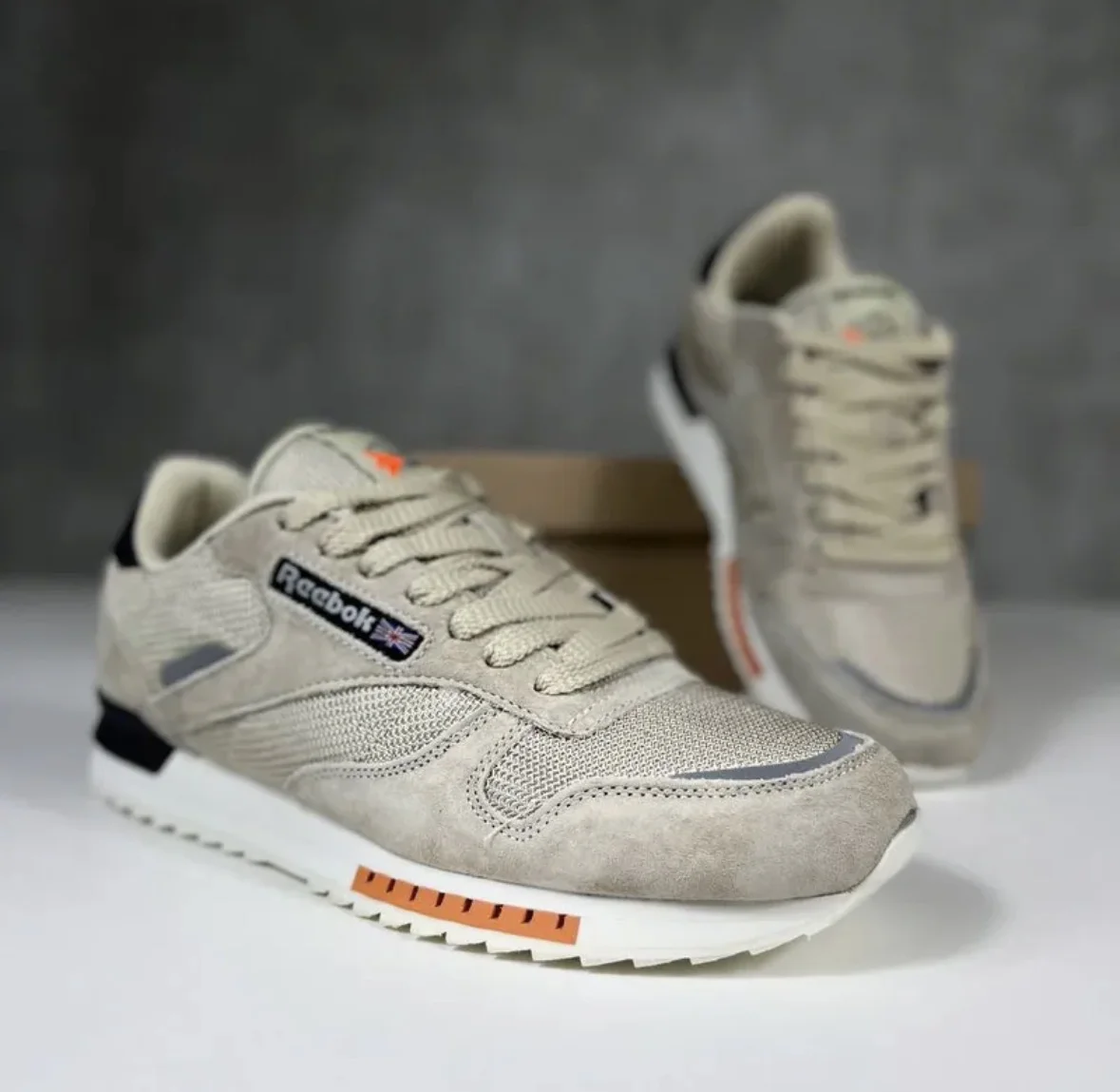 Кроссовки Reebok - миниатюра 2