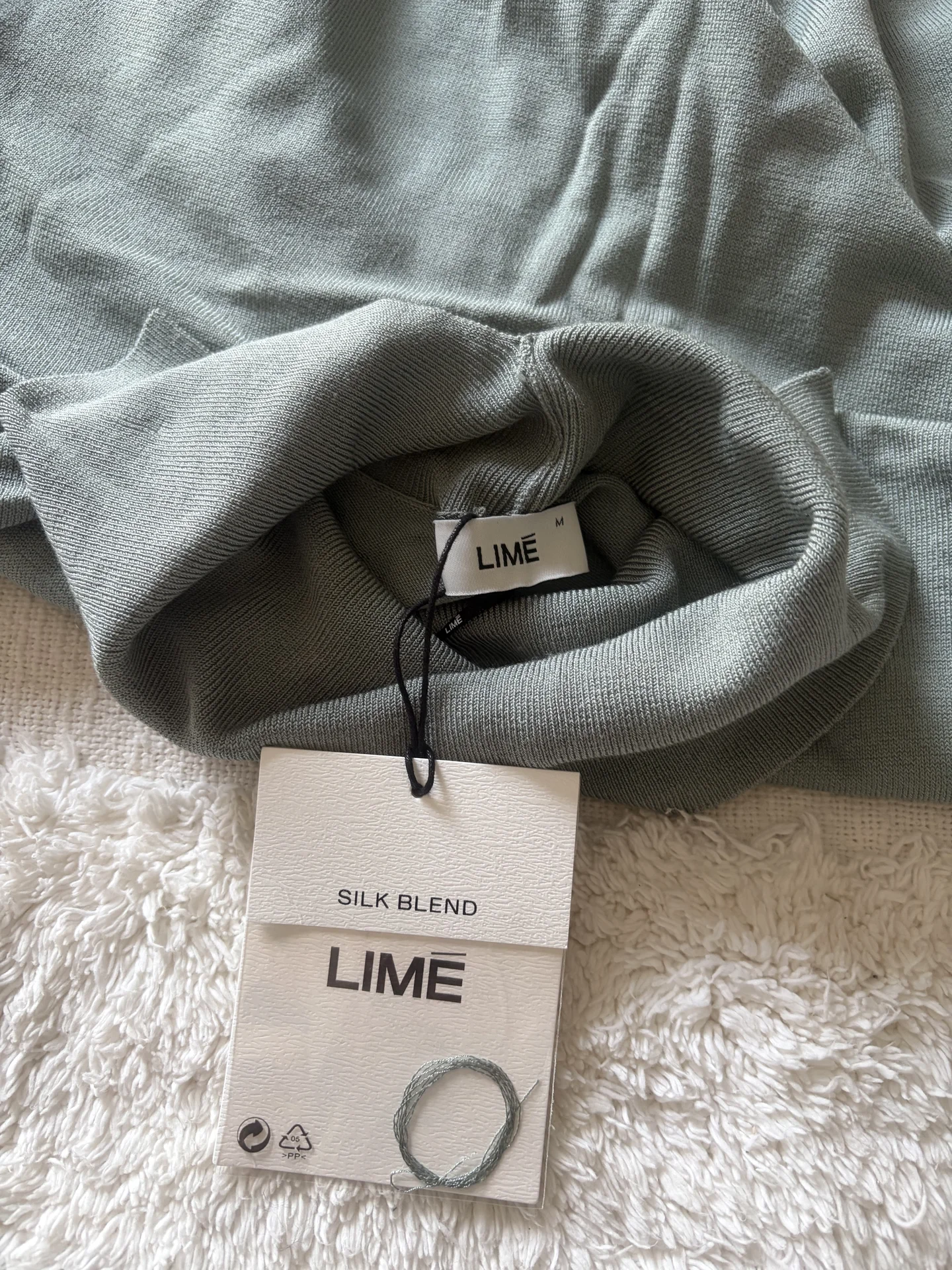Свитер водолазка Lime - миниатюра 5