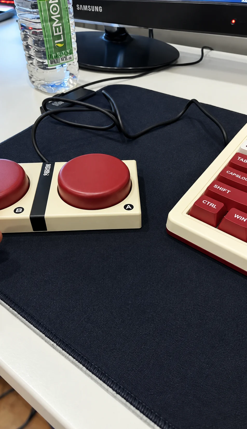 8bitdo retro keyboard Famicom - миниатюра 2